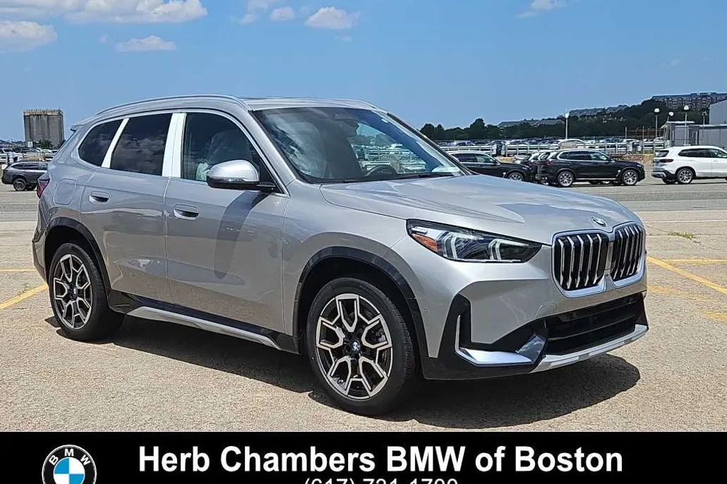 2025 Bmw X1 XDrive28i photo 1