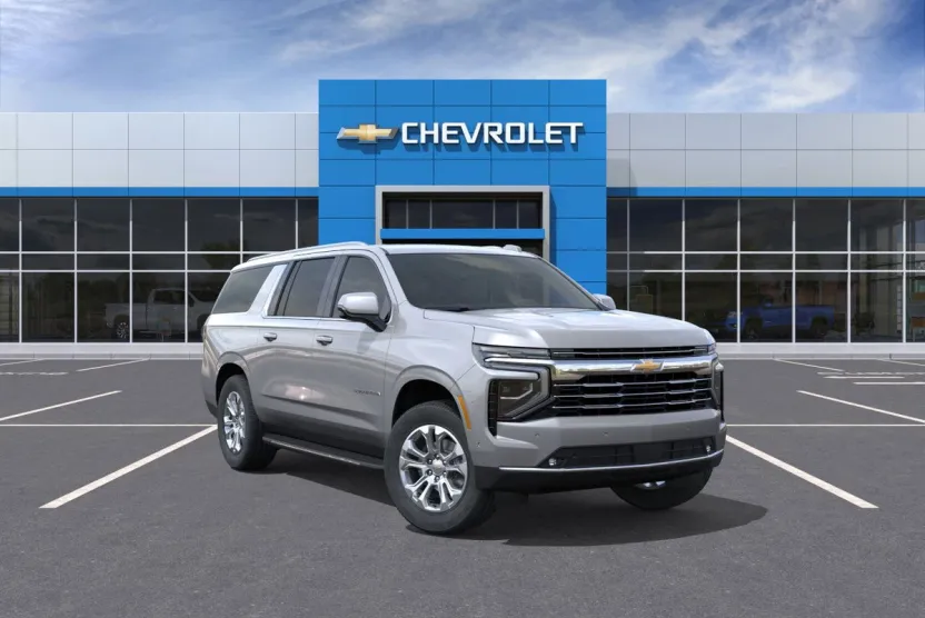 2025 Chevrolet Suburban LT photo 1