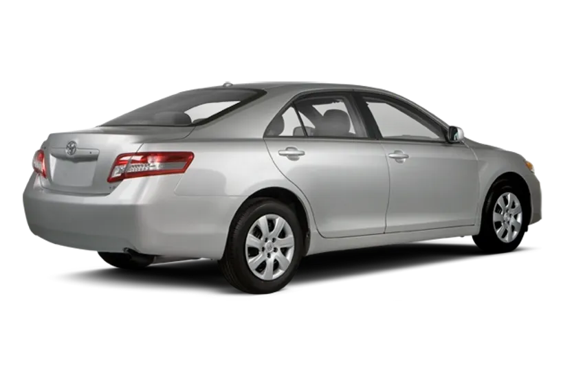 2010 Toyota Camry LE photo 1