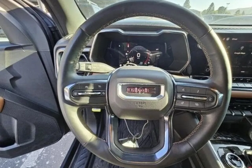 2023 Gmc Canyon AT4 photo 1