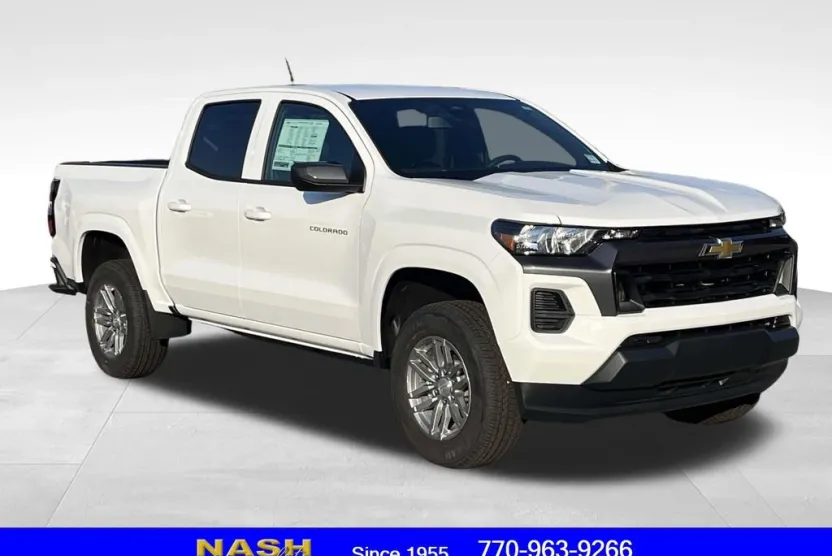 2026 Chevrolet Colorado LT photo 1