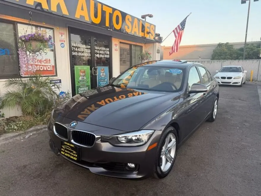 2012 Bmw 328i 3-series photo 1