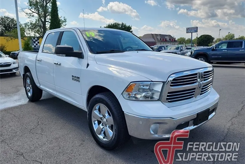 2016 Ram 1500 Big Horn photo 1
