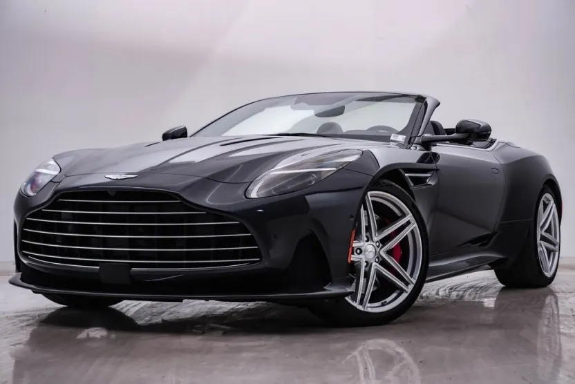 2025 Aston Martin DB12 AM5 photo 1