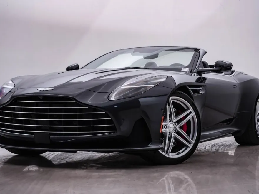 2025 Aston Martin DB12 AM5 photo 1