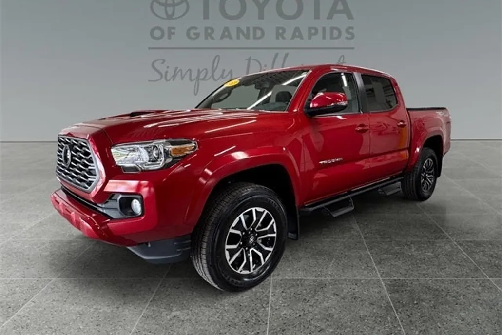 2023 Toyota Tacoma TRD Sport V6 photo 1