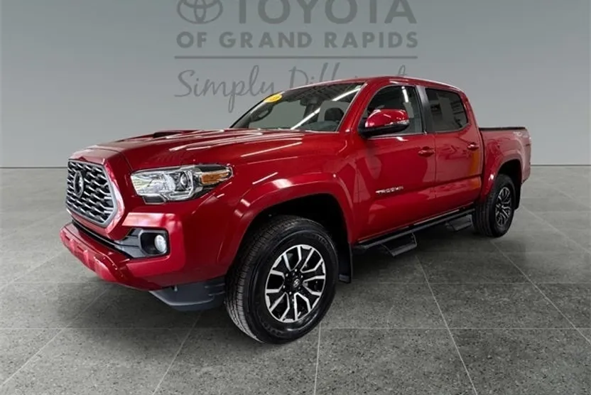 2023 Toyota Tacoma TRD Sport V6 photo 1