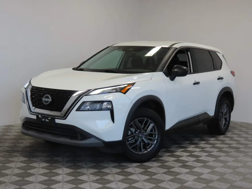 2023 Nissan Rogue S photo 1