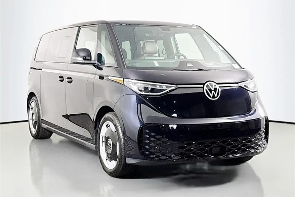 2025 Volkswagen ID. Buzz Pro Plus photo 1