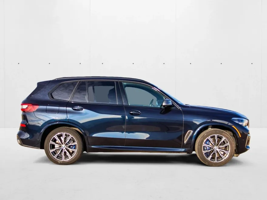 2023 Bmw X5 M50i photo 1