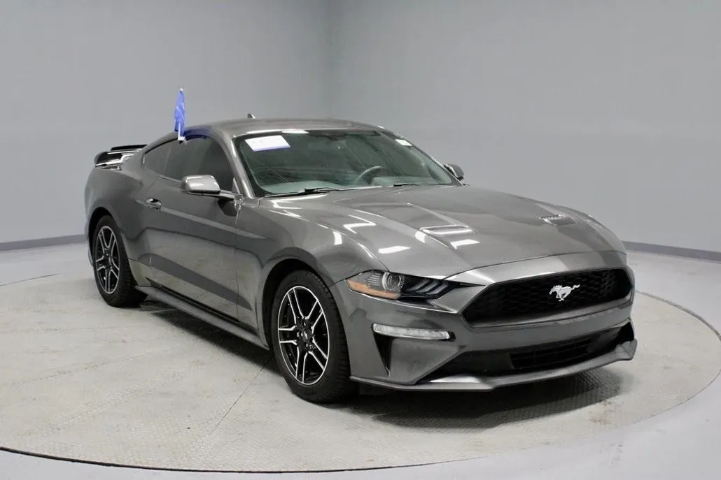 2020 Ford Mustang EcoBoost photo 1