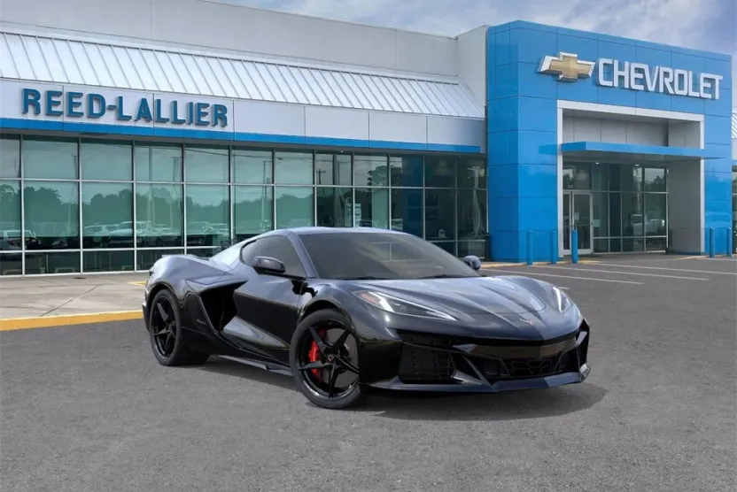 2025 Chevrolet Corvette E-Ray 1LZ photo 1