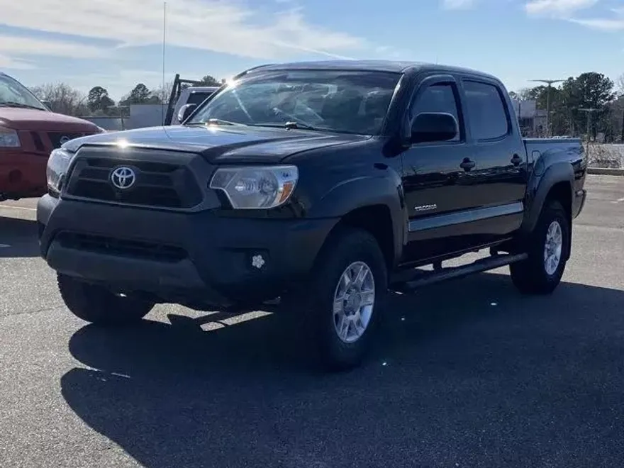 2014 Toyota Tacoma photo 1
