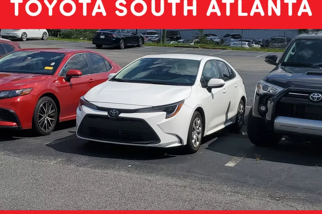 2024 Toyota Corolla LE photo 1