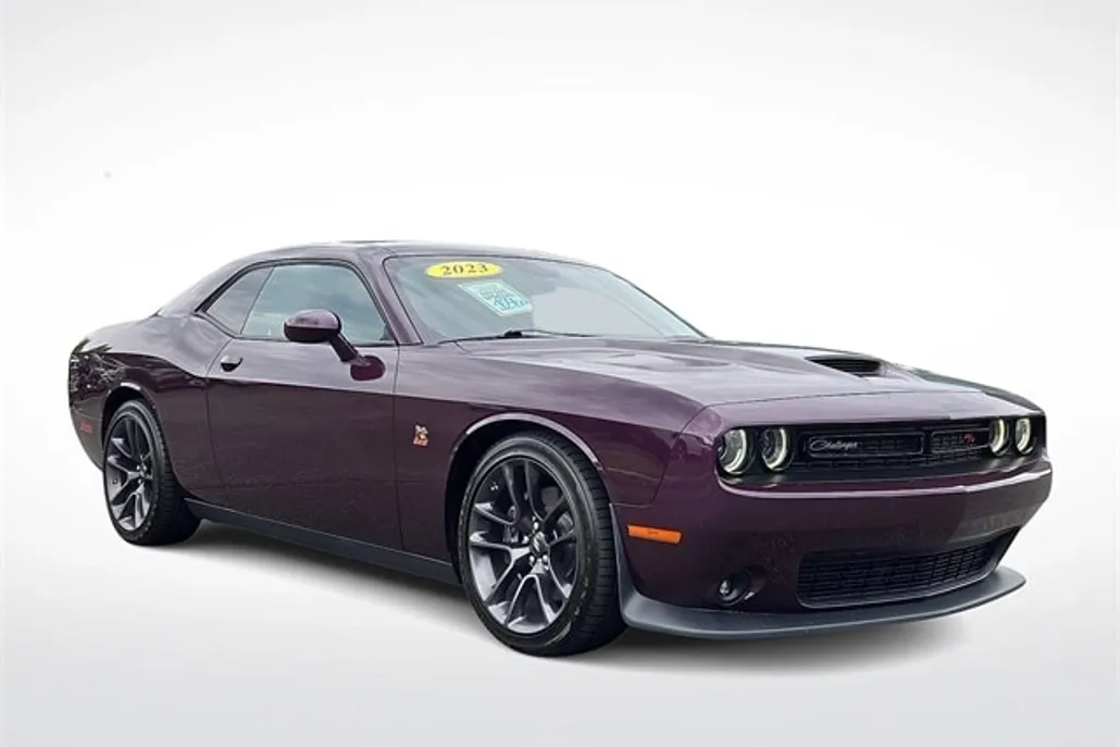 2022 Dodge Challenger R/T Scat Pack photo 1