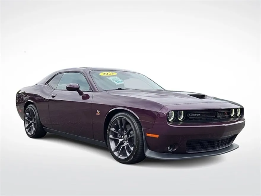 2022 Dodge Challenger R/T Scat Pack photo 1