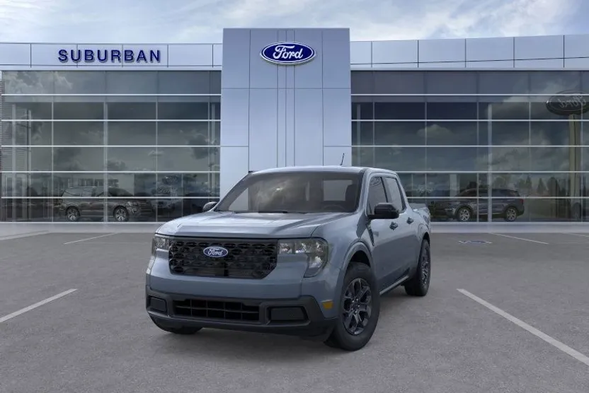 2025 Ford Maverick XLT photo 1