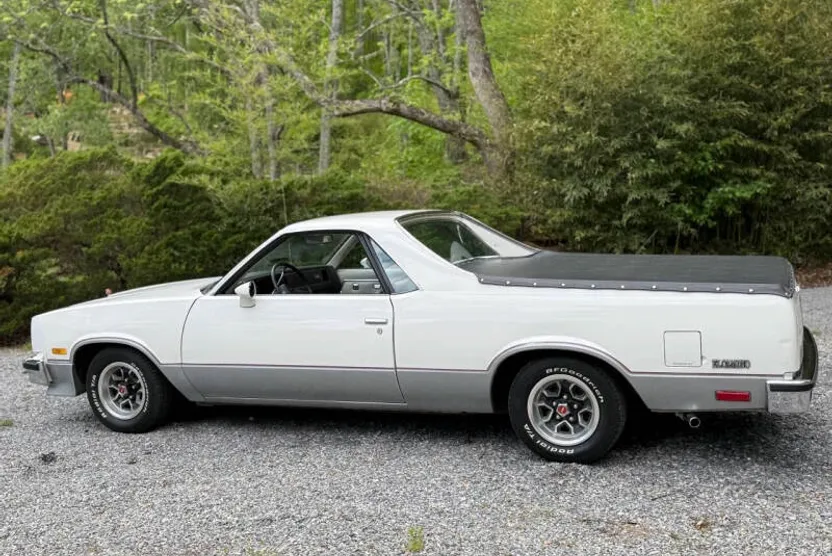 1984 Chevrolet El Camino photo 1