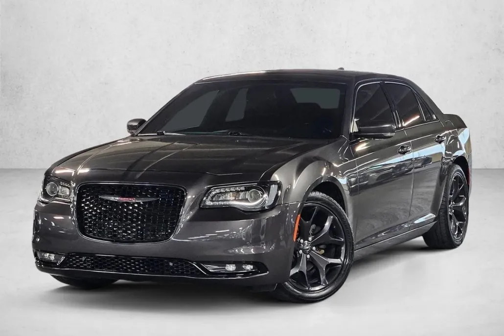 2021 Chrysler 300 S photo 1