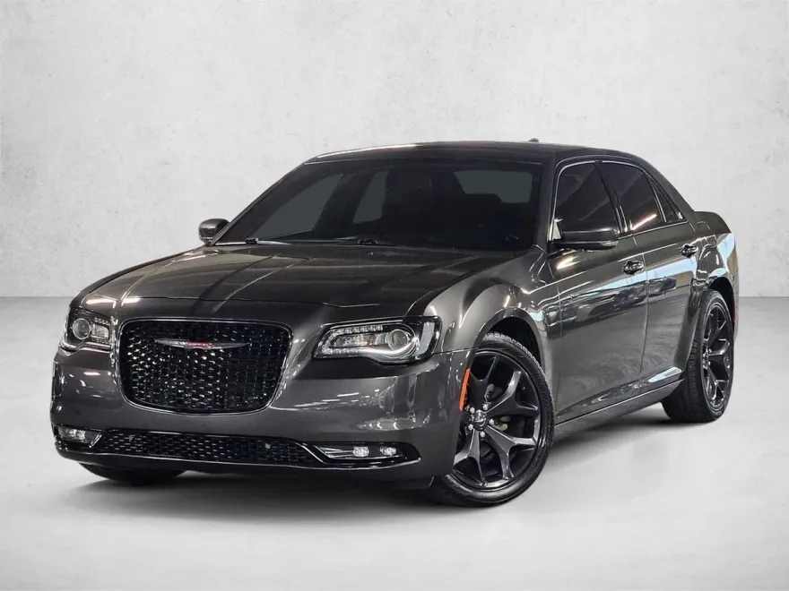 2021 Chrysler 300 S photo 1
