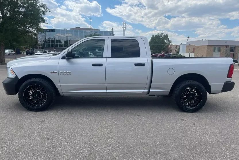 2016 Ram 1500 Tradesman photo 1