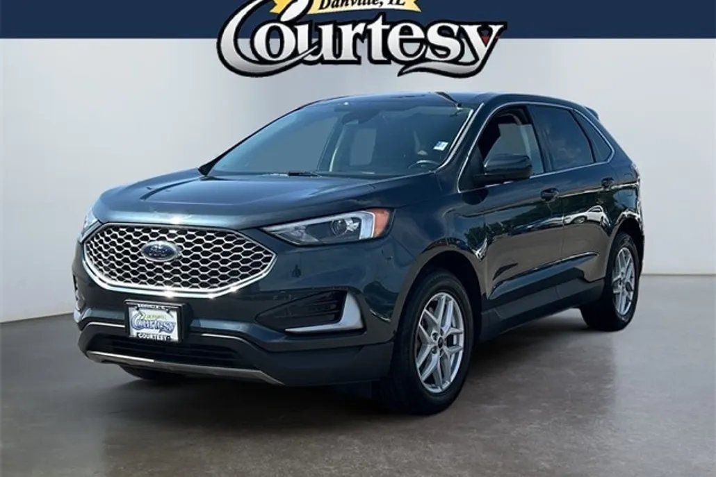 2023 Ford Edge SEL photo 1