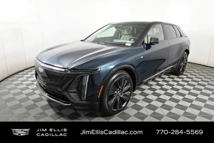 2024 Cadillac Lyriq Sport photo 1