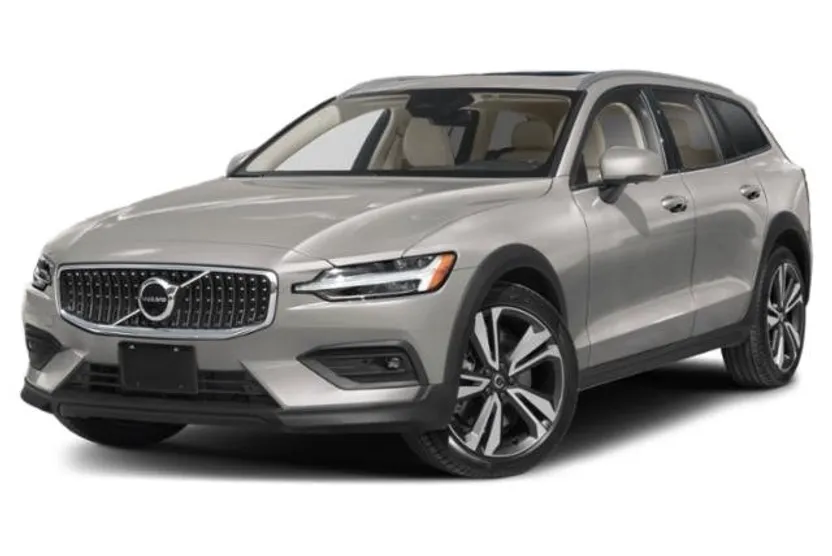 2024 Volvo V60 Cross Country B5 AWD Plus photo 1