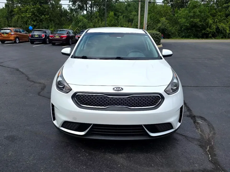 2019 Kia Niro FE photo 1