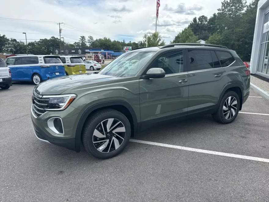 2026 Volkswagen Atlas SE Technology photo 1
