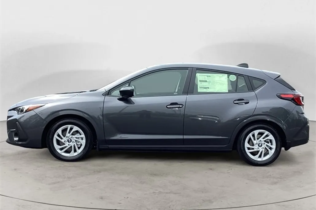 2025 Subaru Impreza Base photo 1