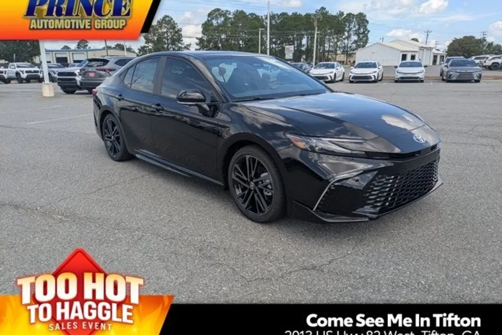 2025 Toyota Camry XSE photo 1