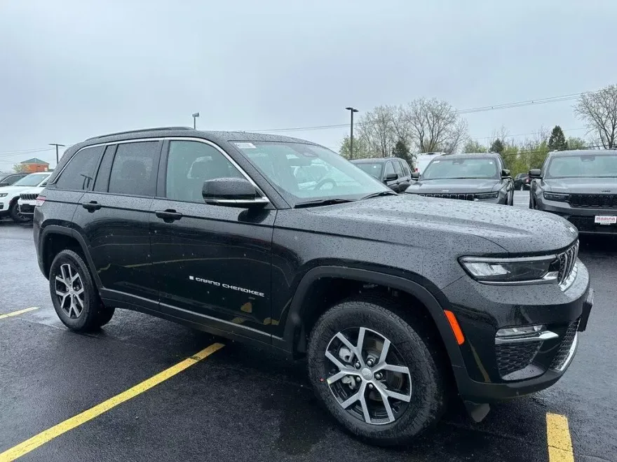2025 Jeep Grand Cherokee Limited photo 1