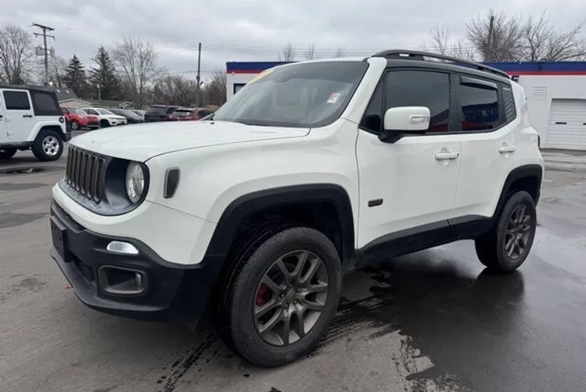 2016 Jeep Renegade Latitude North Edition photo 1