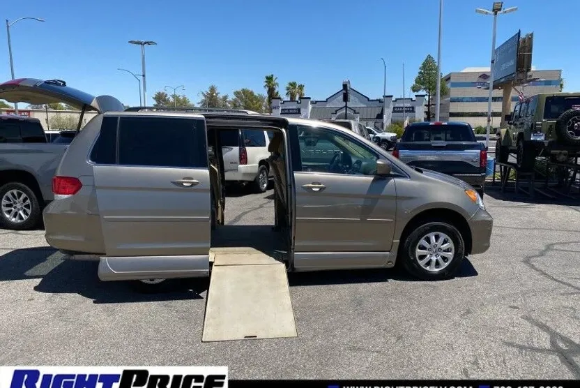 2012 Ford E-150 photo 1