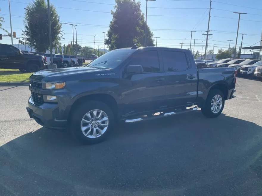 2021 Chevrolet Silverado 1500 Custom photo 1