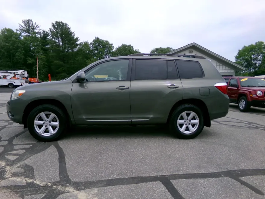 2008 Toyota Highlander Base photo 1