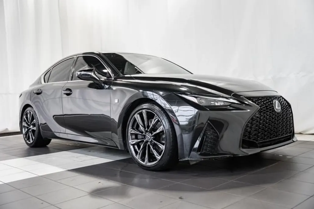 2023 Lexus IS 350 F SPORT photo 1