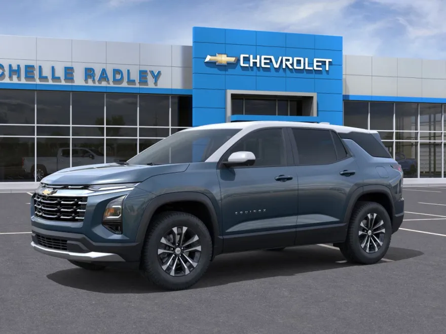 2026 Chevrolet Equinox LT photo 1