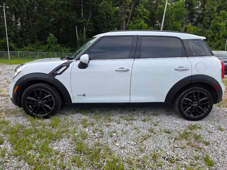 2014 Mini Countryman S ALL4 photo 1