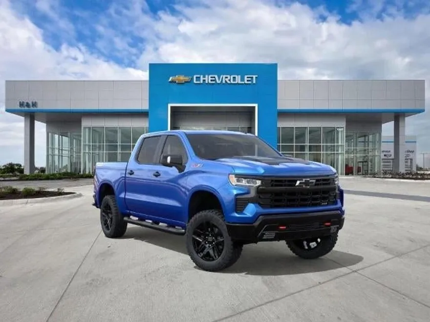 2026 Chevrolet Silverado 1500 LT Trail Boss photo 1