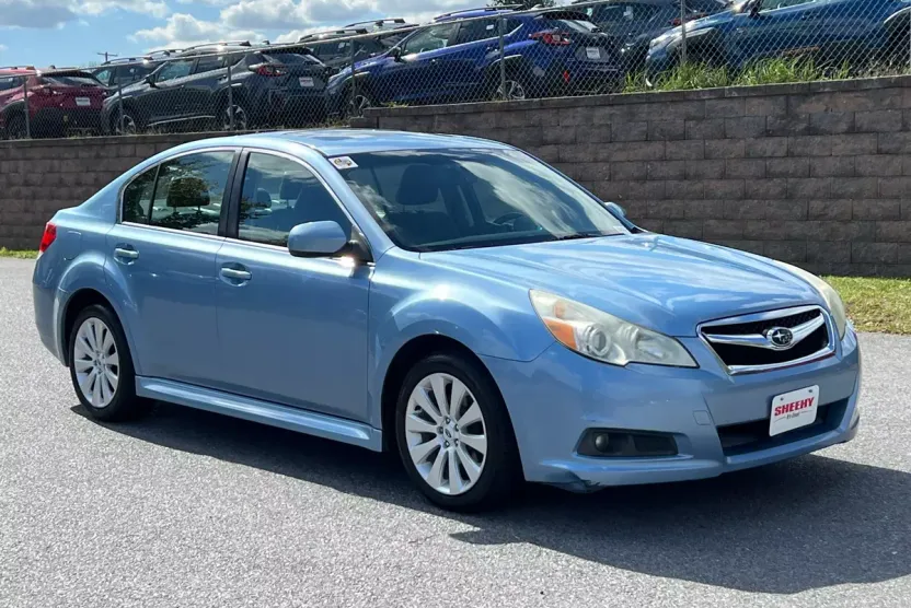 2012 Subaru Legacy 2.5i photo 1
