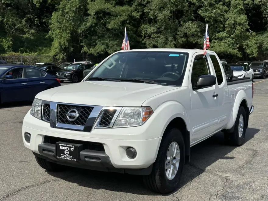 2019 Nissan Frontier SV photo 1