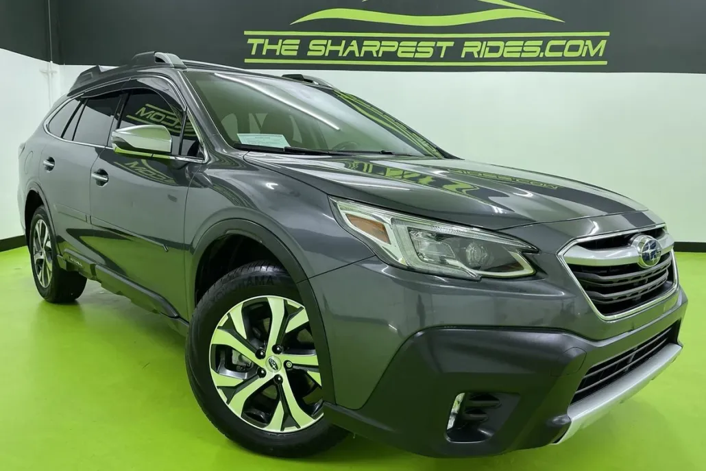 2022 Subaru Outback Touring XT photo 1