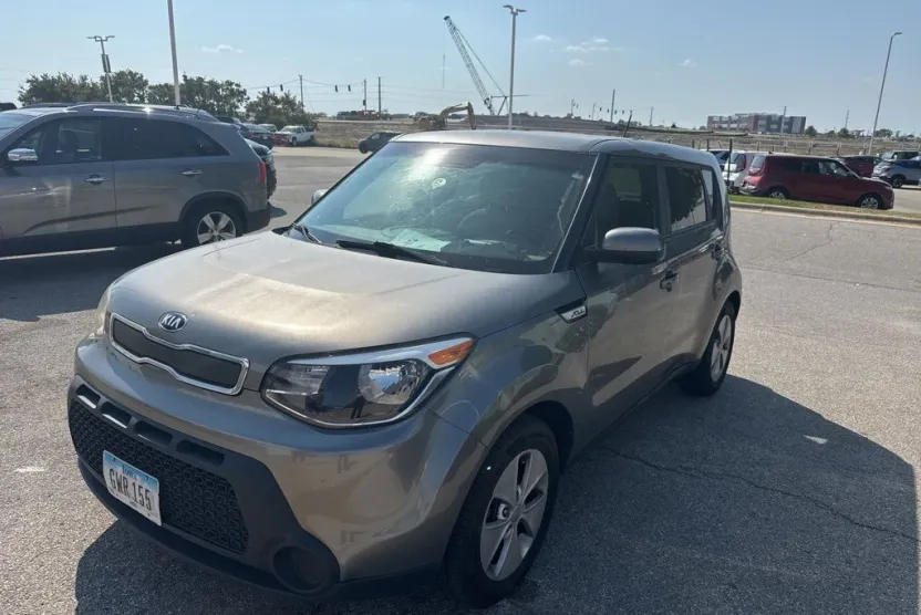 2016 Kia Soul Base photo 1