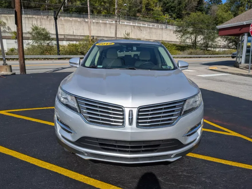 2015 Lincoln MKC Base photo 1