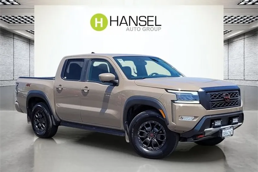 2022 Nissan Frontier PRO-4X photo 1