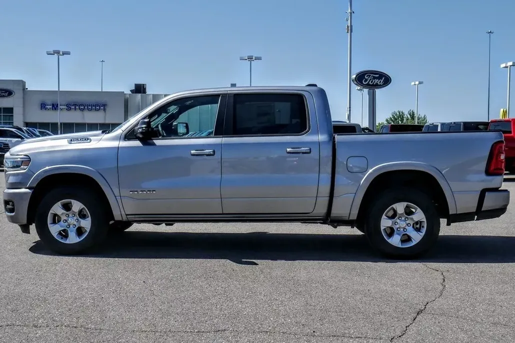 2025 Ram 1500 Big Horn photo 1