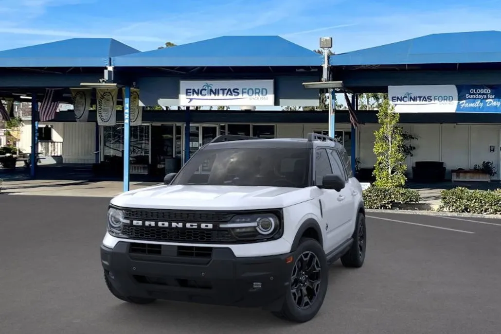 2025 Ford Bronco Sport Outer Banks photo 1