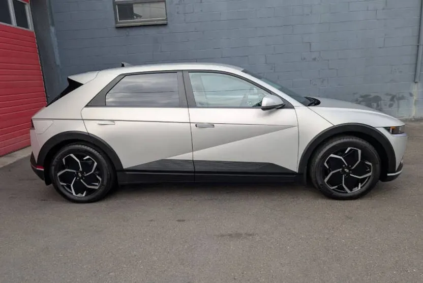 2023 Hyundai Ioniq 5 SEL photo 1